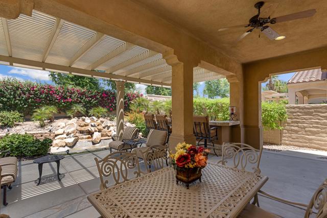 81438 Avenida Altamira, Indio CA: https://media.crmls.org/mediaz/1efe8e65-98b4-4e7c-93f7-976c1178b5d2.jpg