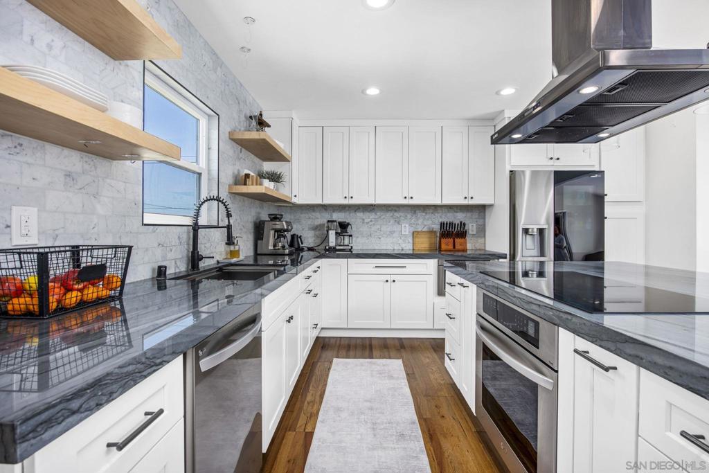 6875 Estrella Ave - photo 6