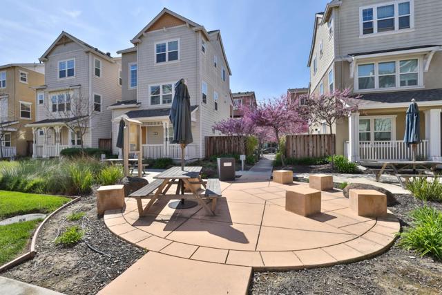 761 N 11th Street, San Jose CA: https://media.crmls.org/mediaz/1f011dd7-a2eb-4d4b-886a-534cb4dd3971.jpg