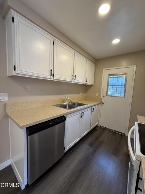 Detail Gallery Image 13 of 26 For 2690 Anchor Ave, Port Hueneme,  CA 93041 - 2 Beds | 1 Baths