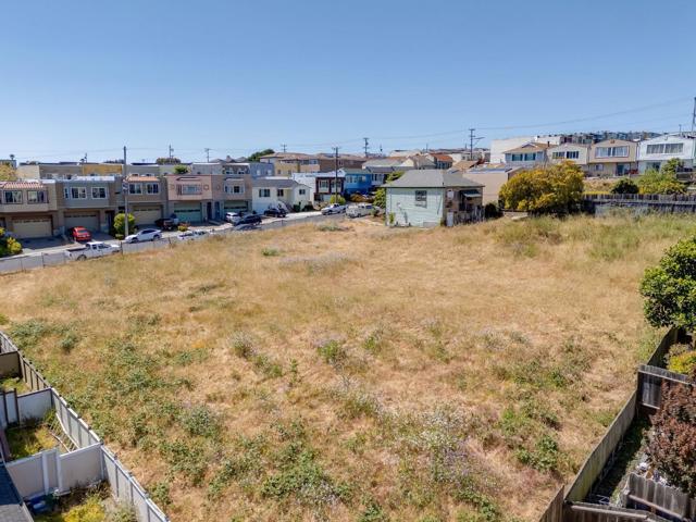141 3rd Avenue, Daly City CA: https://media.crmls.org/mediaz/1f017b8f-15ed-4e07-8ef9-92de6a1b425b.jpg