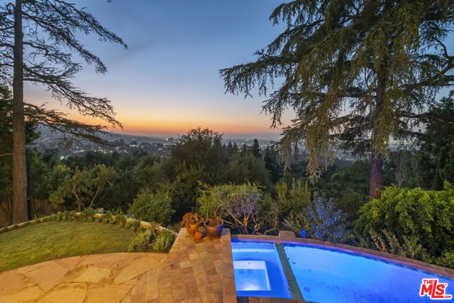 3527 Wonder View Drive, Los Angeles, California 90068, 6 Bedrooms Bedrooms, ,2 BathroomsBathrooms,Single Family Residence,For Sale,Wonder View,24455227