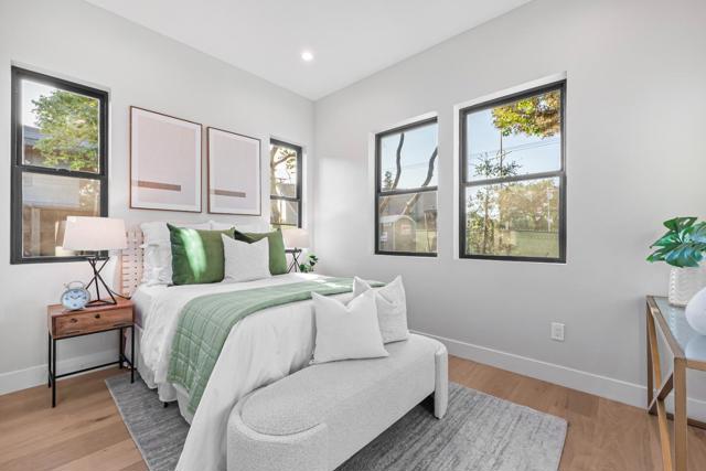 763 Cuesta Drive, Mountain View CA: https://media.crmls.org/mediaz/1f0308f5-6f65-4fcf-b887-6b41d2cc1d95.jpg