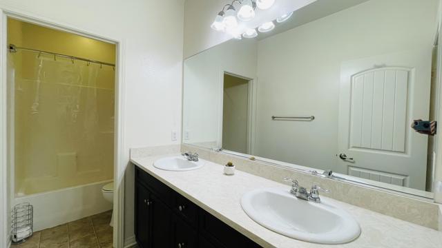 82982 Wheatley Court, Indio CA: https://media.crmls.org/mediaz/1f0343fa-771e-48b9-96dc-b7352f9d7cd1.jpg