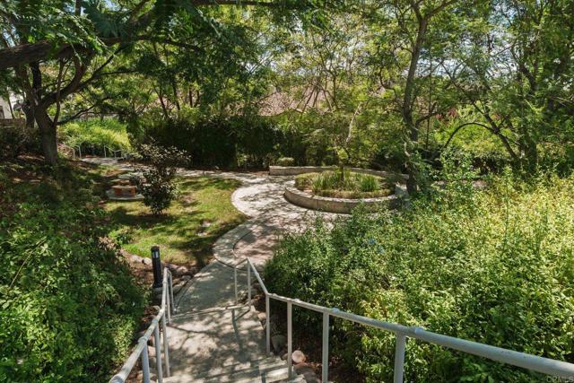 1860 Matin Circle, San Marcos CA: https://media.crmls.org/mediaz/1f043aaf-dac6-437b-8848-e37effa41f9a.jpg