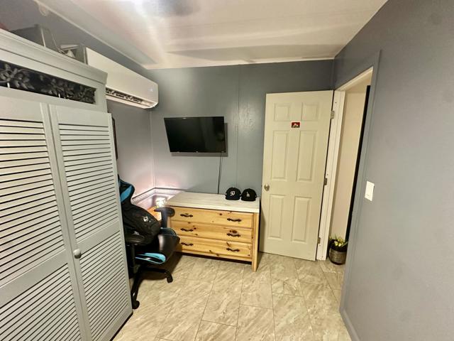 69530 Dillon Road, Desert Hot Springs CA: https://media.crmls.org/mediaz/1f04c8b6-1c41-49bd-8a5a-1f013da7061c.jpg