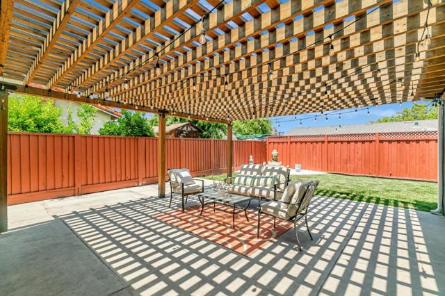 2489 Foxdale Drive, San Jose CA: https://media.crmls.org/mediaz/1f059631-a4eb-4fe3-ac1a-b0c65085ad25.jpg