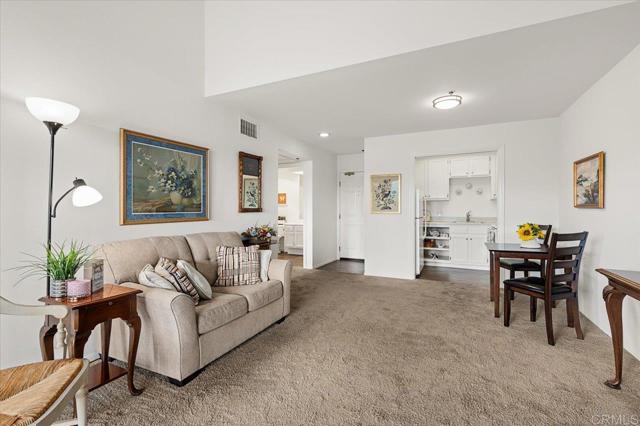 Detail Gallery Image 4 of 53 For 1682 Circa Del Lago #A309,  San Marcos,  CA 92078 - 1 Beds | 1 Baths