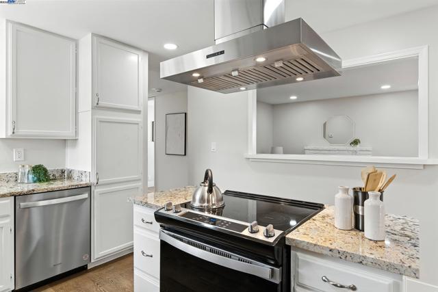 35458 Orleans Dr, Newark CA: https://media.crmls.org/mediaz/1f075704-8842-449e-a13a-462aad6ff8c5.jpg