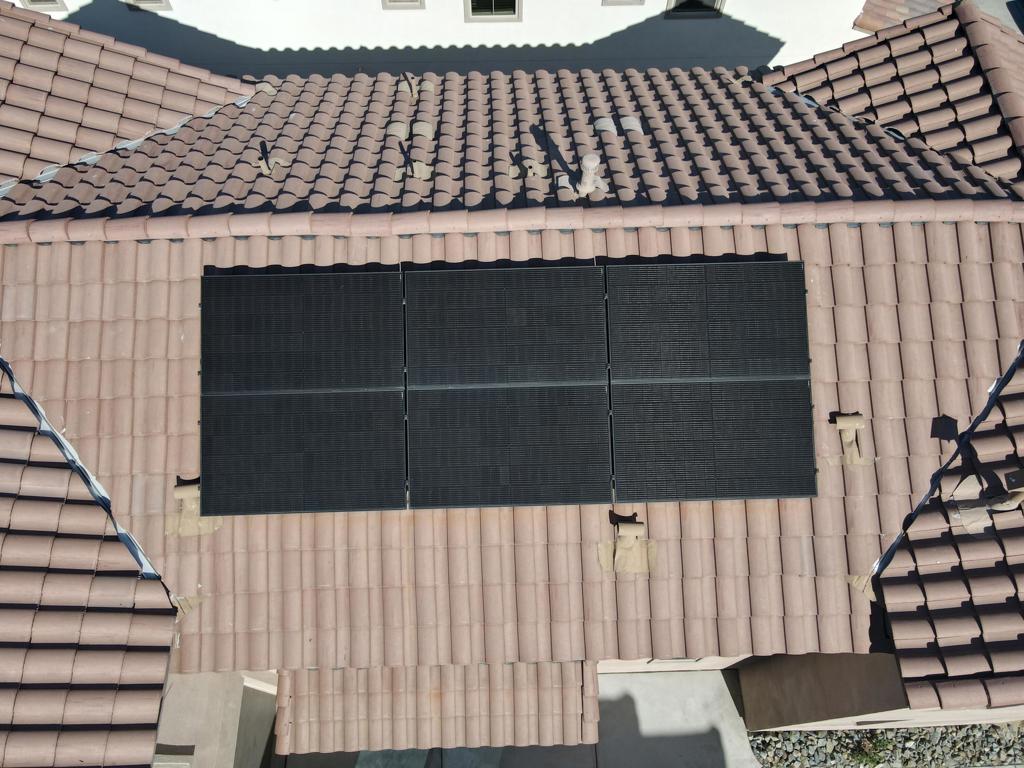https://media.crmls.org/mediaz/1f07fe7f-4b02-4e7d-b32e-46d3c5e75344.jpg?preset=X-Large
