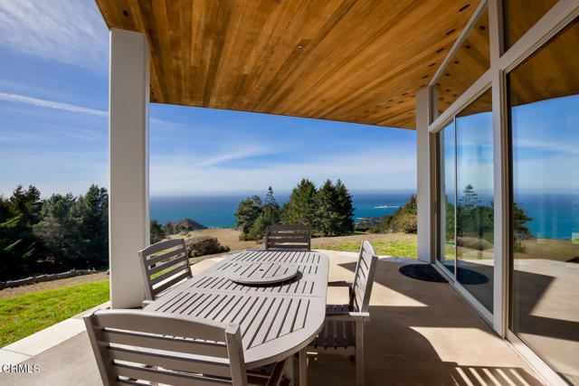 43850 Buckhorn Cove E Road, Little River CA: https://media.crmls.org/mediaz/1f08100f-78e0-4bd9-88c4-bfc6e6f62f7c.jpg