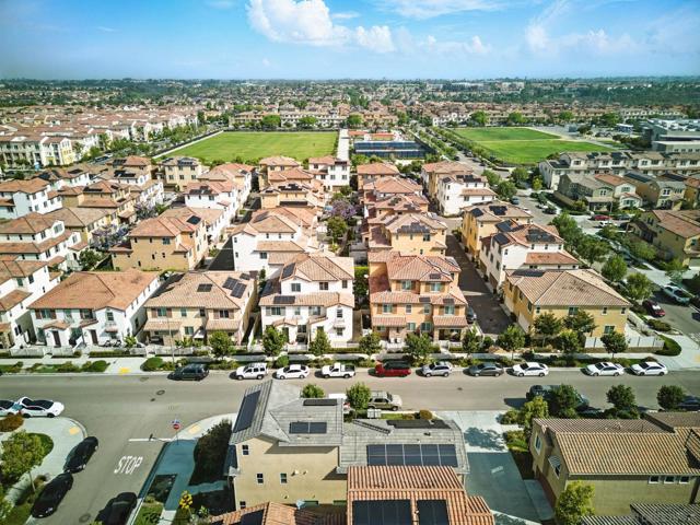 1705 Tuckers Grove Ave, Chula Vista CA: https://media.crmls.org/mediaz/1f08e6db-4c4e-4a67-afc2-0c3c84533c18.jpg