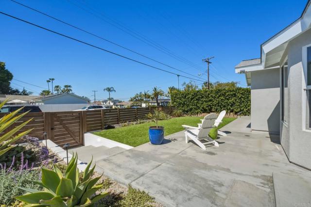 Detail Gallery Image 5 of 45 For 1839 Freda Ln, Cardiff By The Sea,  CA 92007 - 5 Beds | 4 Baths