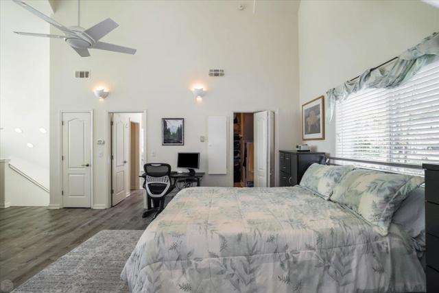 20944 Woodside Way, Groveland CA: https://media.crmls.org/mediaz/1f0a0aa0-7a85-4ea4-a355-51e2505fb824.jpg