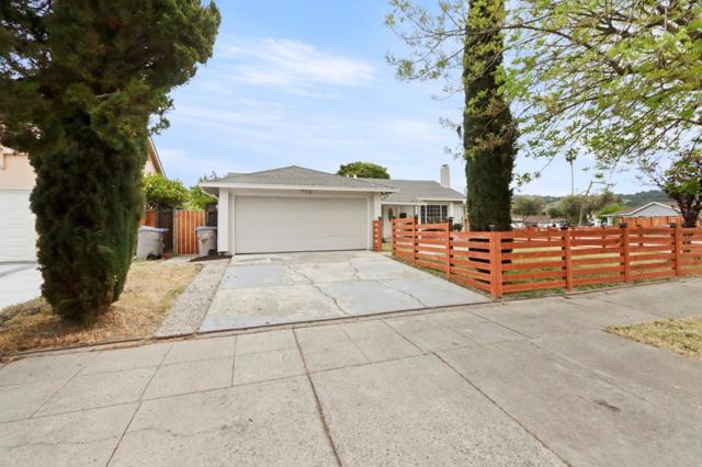 6094 Jacques, San Jose CA: https://media.crmls.org/mediaz/1f0a35dd-0128-4839-8895-2fa02a571aa4.jpg