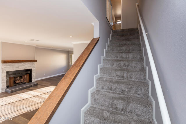 Detail Gallery Image 13 of 25 For 677 County Square Dr #59,  Ventura,  CA 93003 - 2 Beds | 2/1 Baths