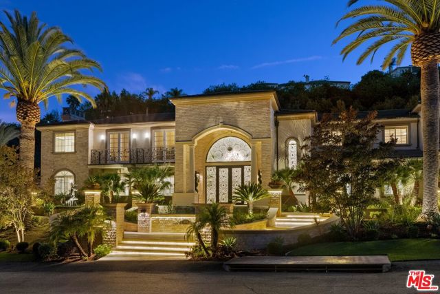 2855 Oak Knoll Drive, Diamond Bar CA: https://media.crmls.org/mediaz/1f0a5a50-300b-4212-a703-611996435513.jpg
