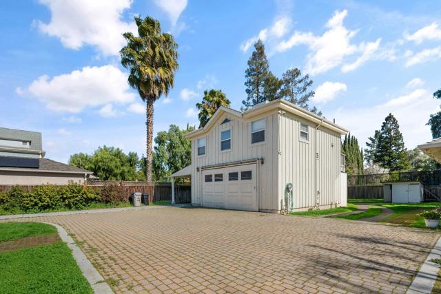 1240 Mckendrie Street, San Jose CA: https://media.crmls.org/mediaz/1f0ab4ab-8497-4c78-ad12-838aaefa334a.jpg
