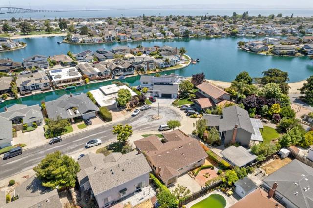 752 Matsonia Drive, Foster City CA: https://media.crmls.org/mediaz/1f0b7285-f311-45cf-a97a-d6c63954b095.jpg