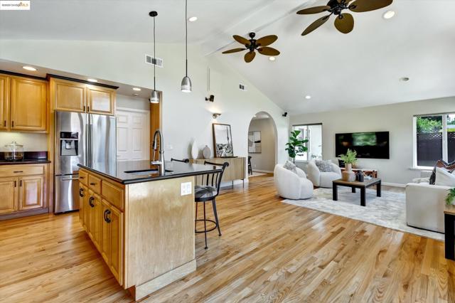 1443 Phantom Ave, San Jose CA: https://media.crmls.org/mediaz/1f0baff3-41d5-4eb4-b1f5-44b8793306dc.jpg