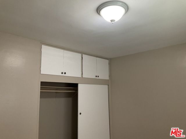 586 San Francisco Avenue, Pomona CA: https://media.crmls.org/mediaz/1f0f9388-ab8f-4776-a00d-ef13aec66788.jpg