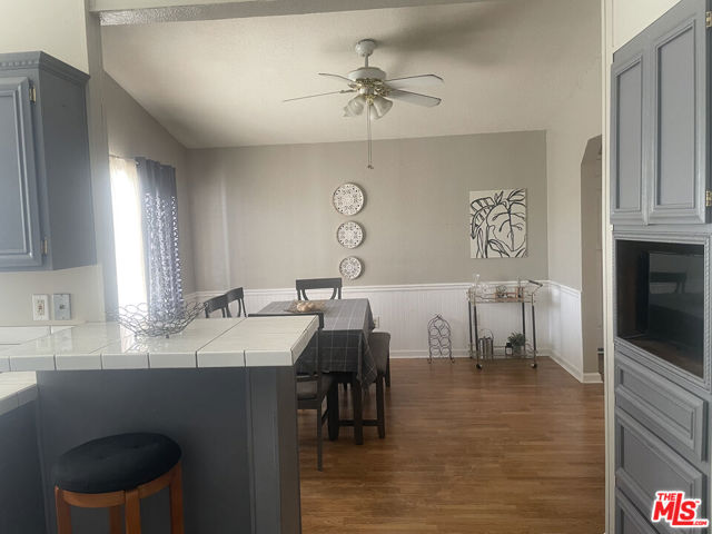 5001 W Florida Avenue, Hemet CA: https://media.crmls.org/mediaz/1f0fc408-2ea0-4fd0-b013-50704593bfd7.jpg