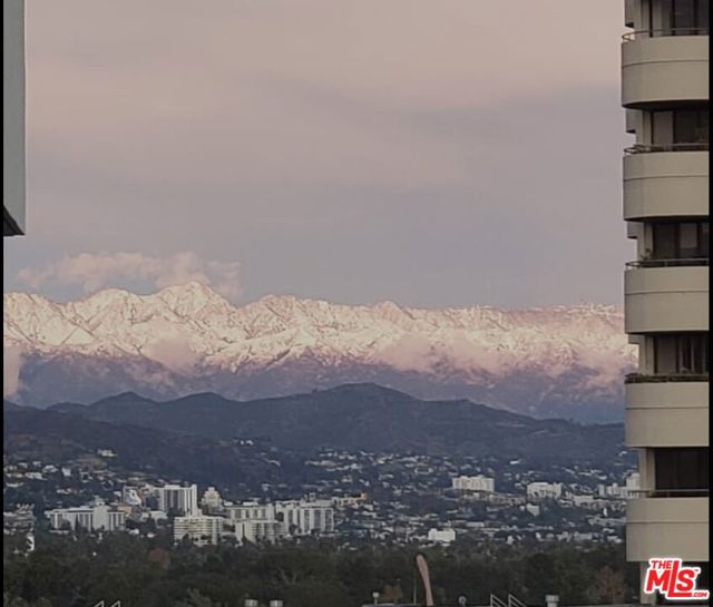 10601 Wilshire Boulevard, Los Angeles CA: https://media.crmls.org/mediaz/1f104300-e55b-4840-b604-3d37ea7b964c.jpg