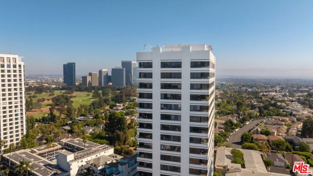 10350 Wilshire Boulevard, Los Angeles CA: https://media.crmls.org/mediaz/1f109047-003c-49d7-a31c-0c0a9e19237c.jpg
