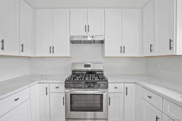 Image 11 of 41 For 2642 Alpine Blvd  A