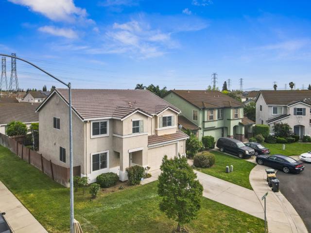 4114 Van Gogh Court, Stockton CA: https://media.crmls.org/mediaz/1f145e4c-c3f9-46bf-9968-943558f08fb5.jpg