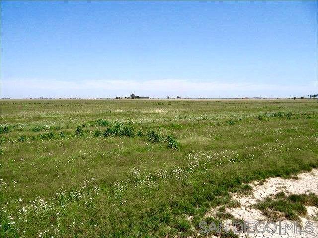 1505 W. Baughman, Westmorland CA: https://media.crmls.org/mediaz/1f151fef-a3af-46e4-9afa-9d51cd4e346c.jpg
