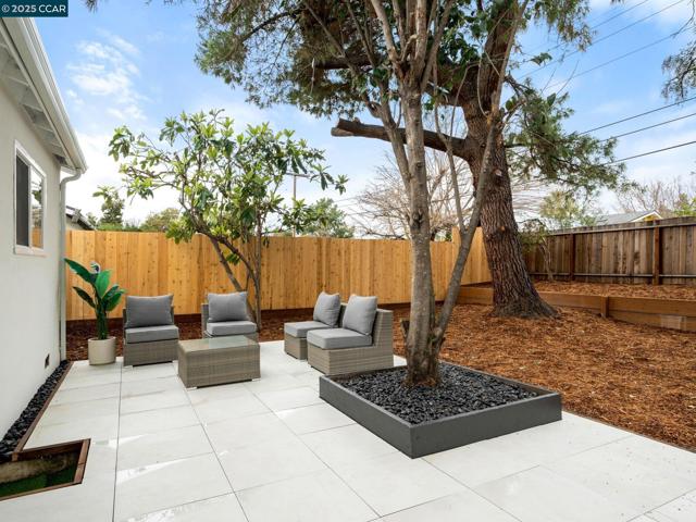 Image 23 of 28 For 4285 Carter Ct