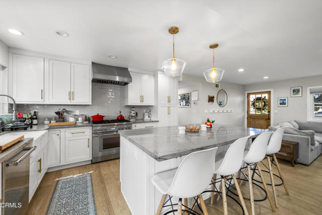 Detail Gallery Image 14 of 42 For 527 Keyser Rondo, Camarillo,  CA 93010 - 4 Beds | 2 Baths