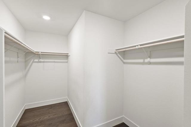 9476 Seawind Way, Newark CA: https://media.crmls.org/mediaz/1f15b6ef-c8c4-4973-b71e-785062ea38c2.jpg