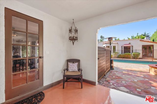 6119 Del Valle Drive, Los Angeles CA: https://media.crmls.org/mediaz/1f15ce41-c1ae-40bd-bc57-cc03c8c1df77.jpg