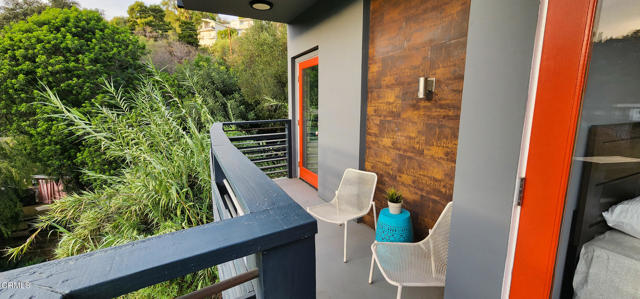 Detail Gallery Image 30 of 33 For 475 Rustic Dr, Los Angeles,  CA 90065 - 3 Beds | 3/1 Baths