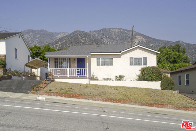 3335 Santa Carlotta St, La Crescenta, CA 91214