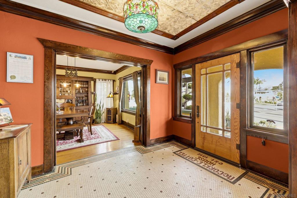 3048 Laurel Street - photo 9