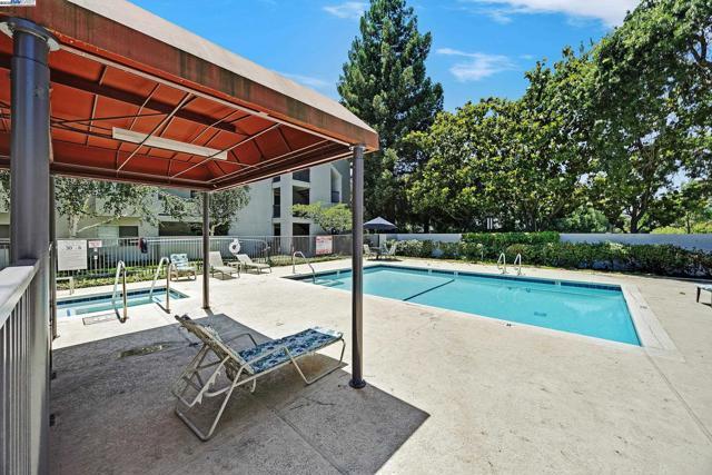 1308 Walden Rd, Walnut Creek CA: https://media.crmls.org/mediaz/1f17972b-6da2-4027-8704-57d039d60eb7.jpg
