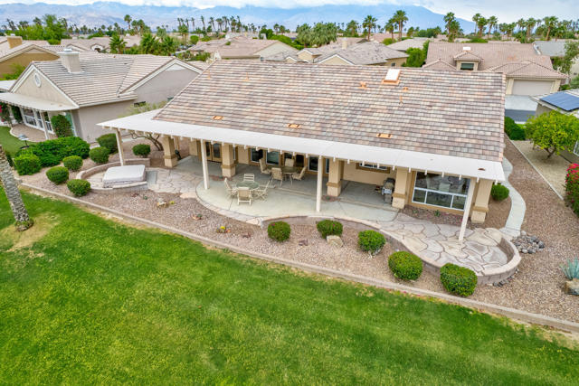 35232 Moorbrook Road, Palm Desert CA: https://media.crmls.org/mediaz/1f17d3a8-f87b-4abf-92e2-85c9eab70f73.jpg