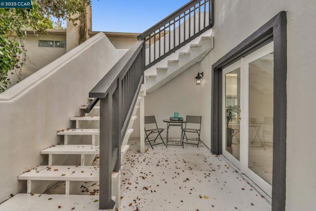 2785 Butters Dr, Oakland CA: https://media.crmls.org/mediaz/1f17db59-3e95-46fb-aac5-6c8b21aa28f0.jpg