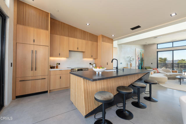 61464 Melton Trail, Joshua Tree CA: https://media.crmls.org/mediaz/1f18eb35-7996-40e7-b05e-7951a92f5349.jpg