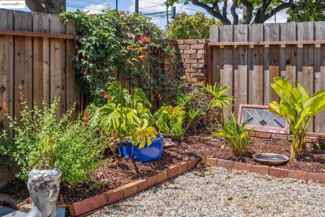 317 Pacific, Alameda CA: https://media.crmls.org/mediaz/1f18f24e-996a-422e-ade0-4c150ebdd570.jpg
