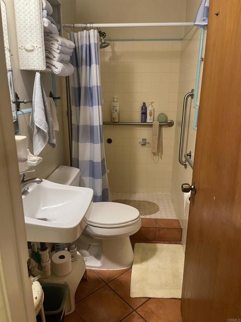 722 N Preston E Drive, Calexico CA: https://media.crmls.org/mediaz/1f191dc2-90a8-44aa-bb78-f05c87880826.jpg