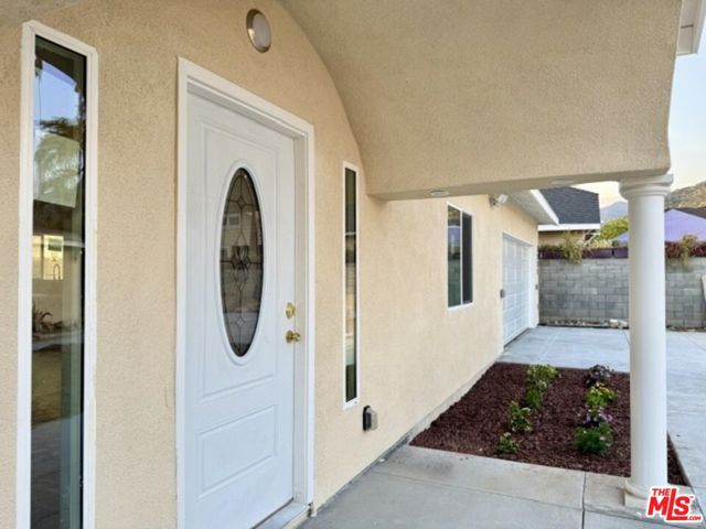 1221 N Azusa Avenue, Azusa CA: https://media.crmls.org/mediaz/1f19227d-de68-44c1-8b6e-6f31c8e1f9b0.jpg