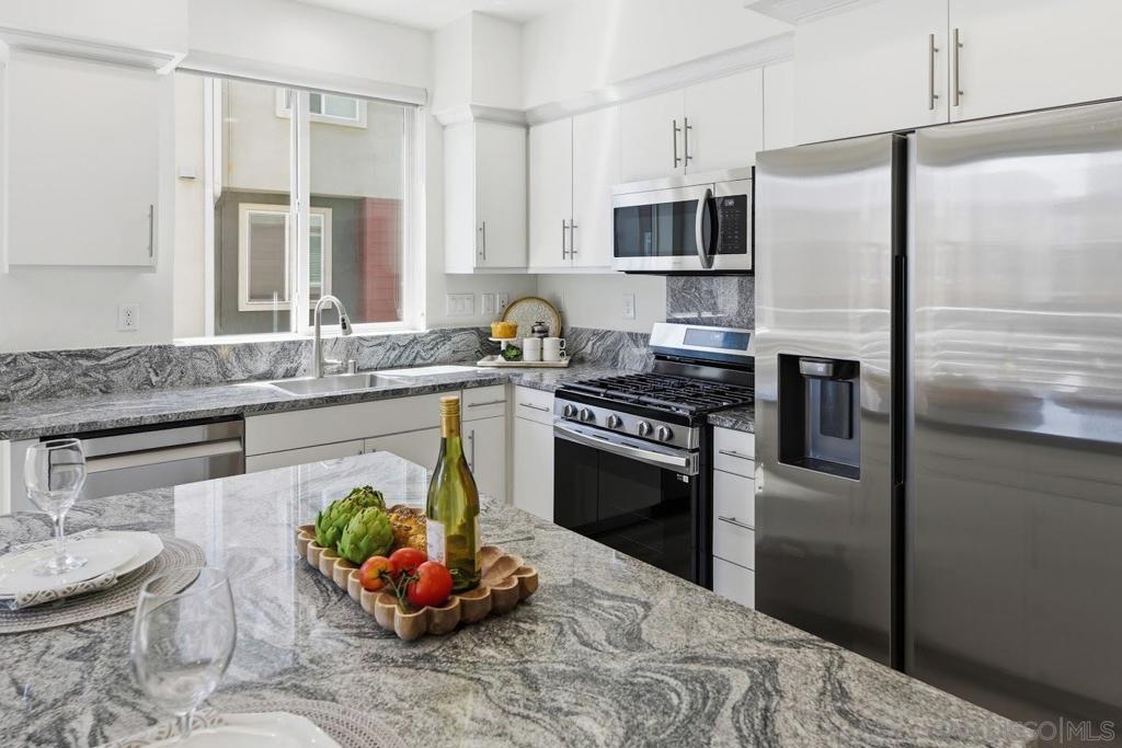 214 Antoni Gln - photo 3