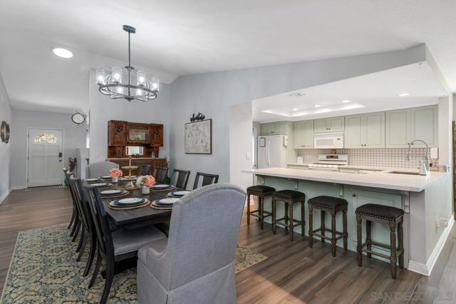 25657 Bellemore Dr, Ramona CA: https://media.crmls.org/mediaz/1f1a4e80-3ce3-4cef-af2b-df629d860303.jpg