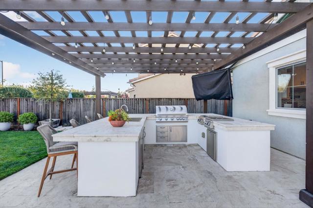 1360 Golden Eagle Drive, Morgan Hill CA: https://media.crmls.org/mediaz/1f1a4fe4-8e29-4421-be2d-de41690f1f7e.jpg