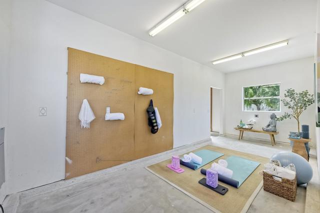 Image 57 of 64 For 1669 Burgundy Rd.