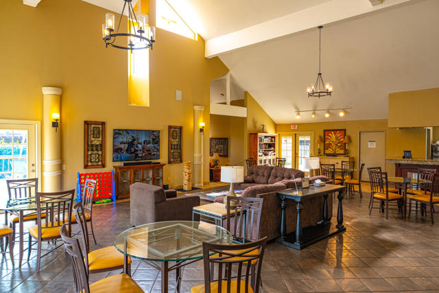 2345 S Cherokee Way, Palm Springs CA: https://media.crmls.org/mediaz/1f1b7f35-7846-4de9-92d4-3c77d68a2754.jpg